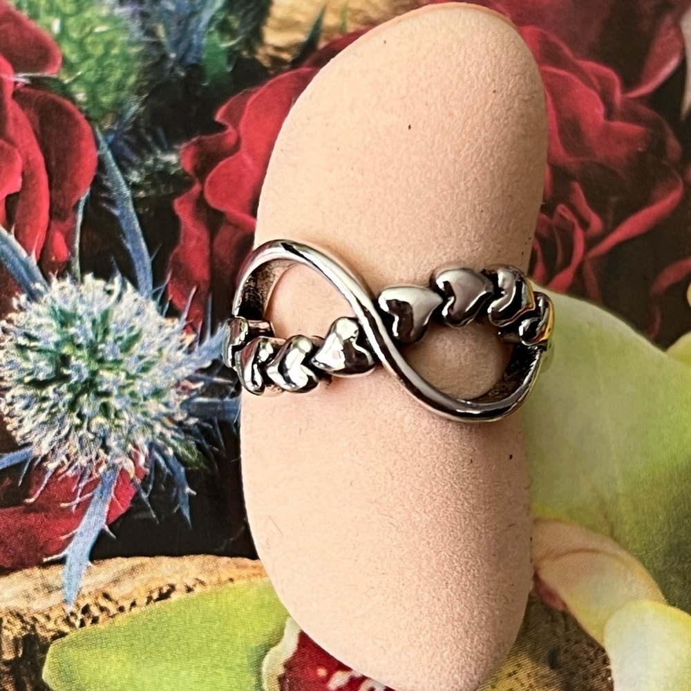 🆕️ Best!! Infinity hearts ring - Picture 6 of 10